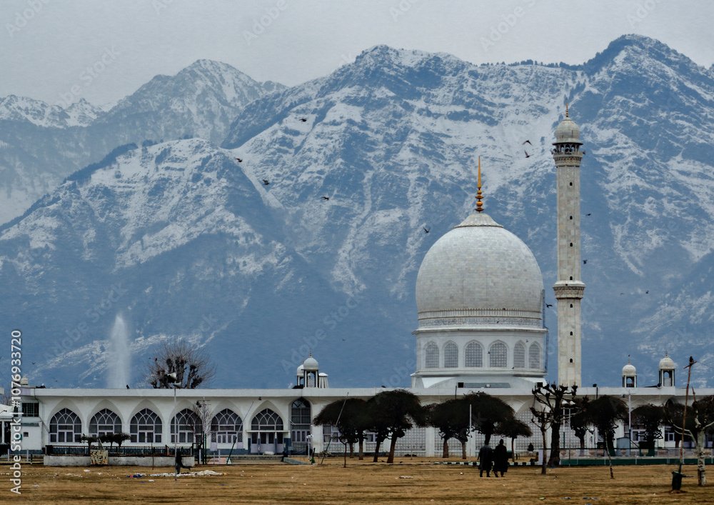 Hazratbal Shrine 